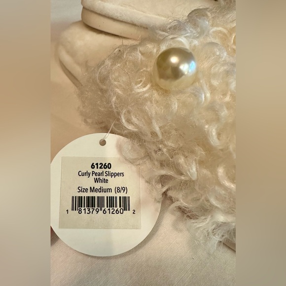 NWT Amanda Blu Curly Pearl Slippers – White - Picture 4 of 9